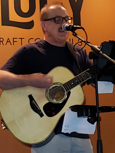 Larry  Guitar / Vocals